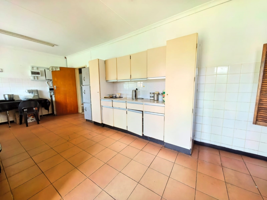 4 Bedroom Property for Sale in Roodia Free State
